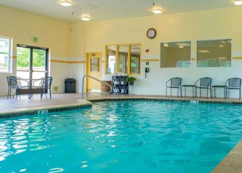 Comfort Suites Springfield-Eugene Facilități foto